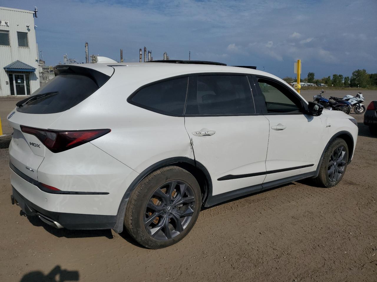 2023 Acura MDX VIN 5J8YE1H03PL800994 Copart auction photo, water/flood / all over damage thumbnail 3