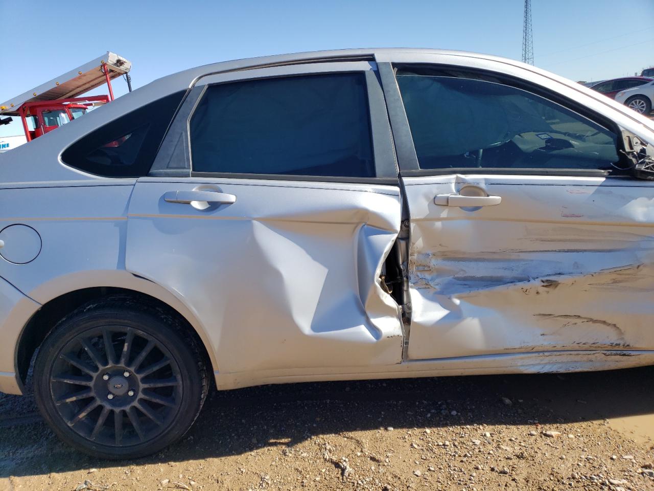 2011 Ford Focus VIN 1FAHP3GN9BW168680 Copart auction photo, side / minor dent/scratches damage thumbnail 10