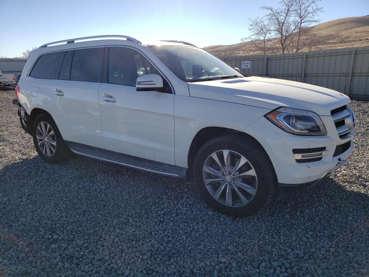 2013 Mercedes-Benz GL-klasse VIN 4JGDF7CE8DA160137 Copart auction photo, rear end damage thumbnail 4