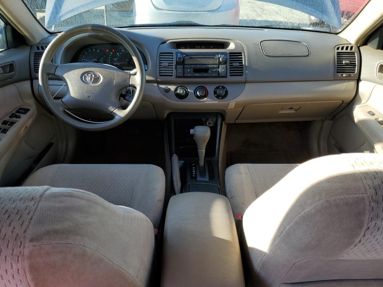 2002 Toyota Camry VIN JTDBE32K020032265 Copart auction photo, front end / side damage thumbnail 8