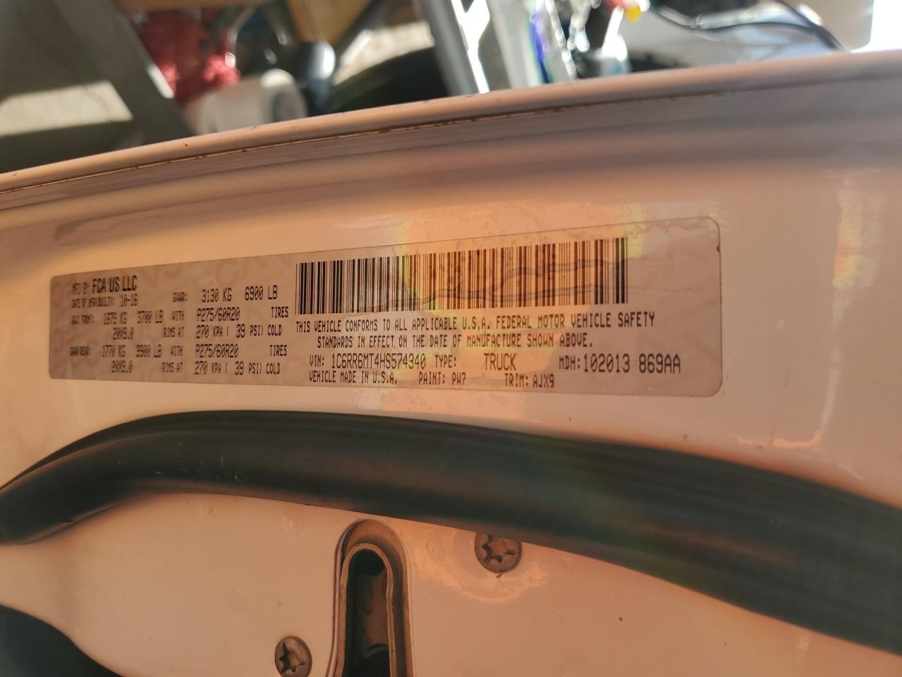 2017 RAM 1500 VIN 1C6RR6MT4HS574340 Copart auction photo, normal wear damage thumbnail 12