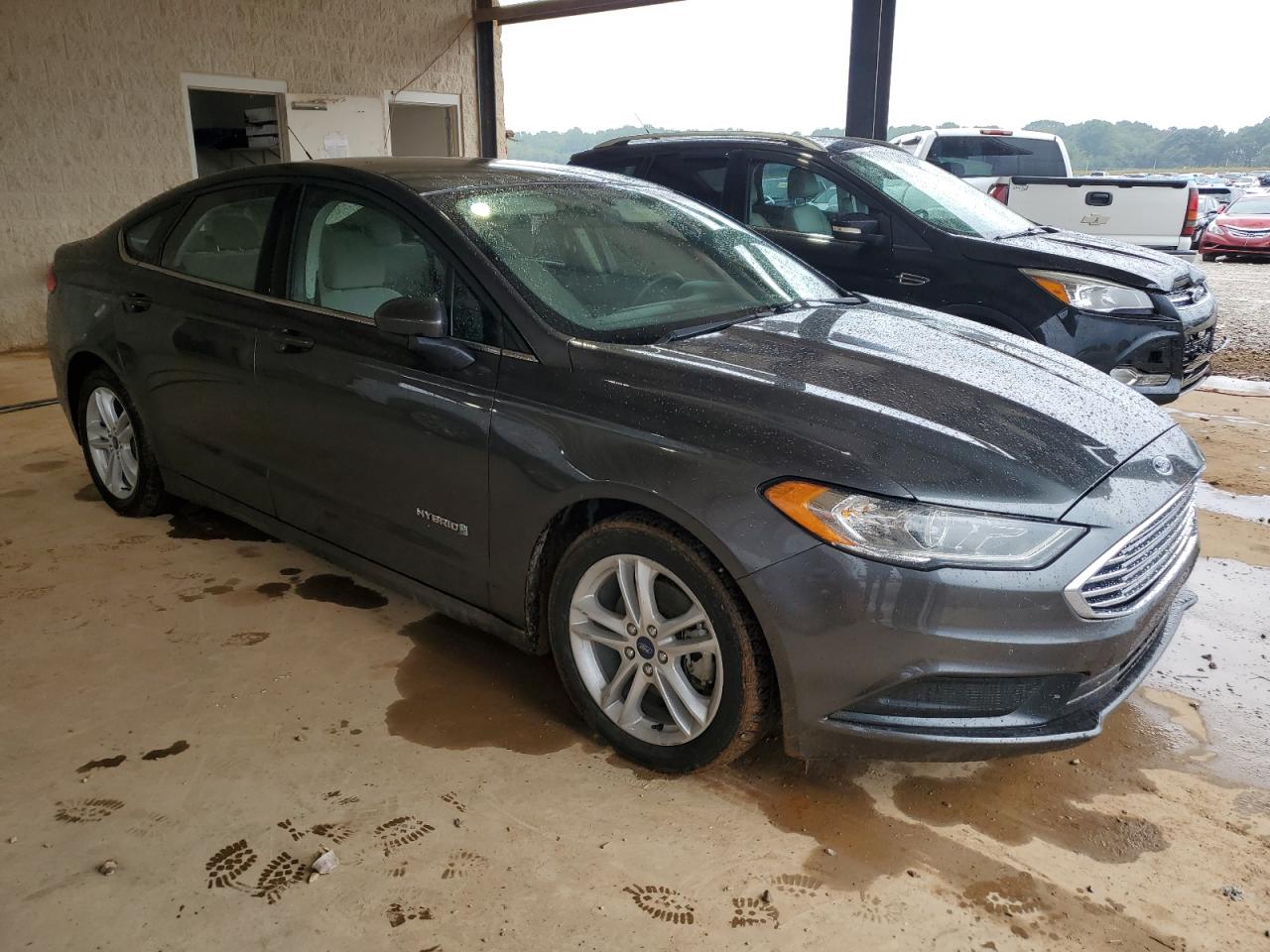 2018 Ford Fusion VIN 3FA6P0UU6JR142119 Copart auction photo, side / rear end damage thumbnail 4