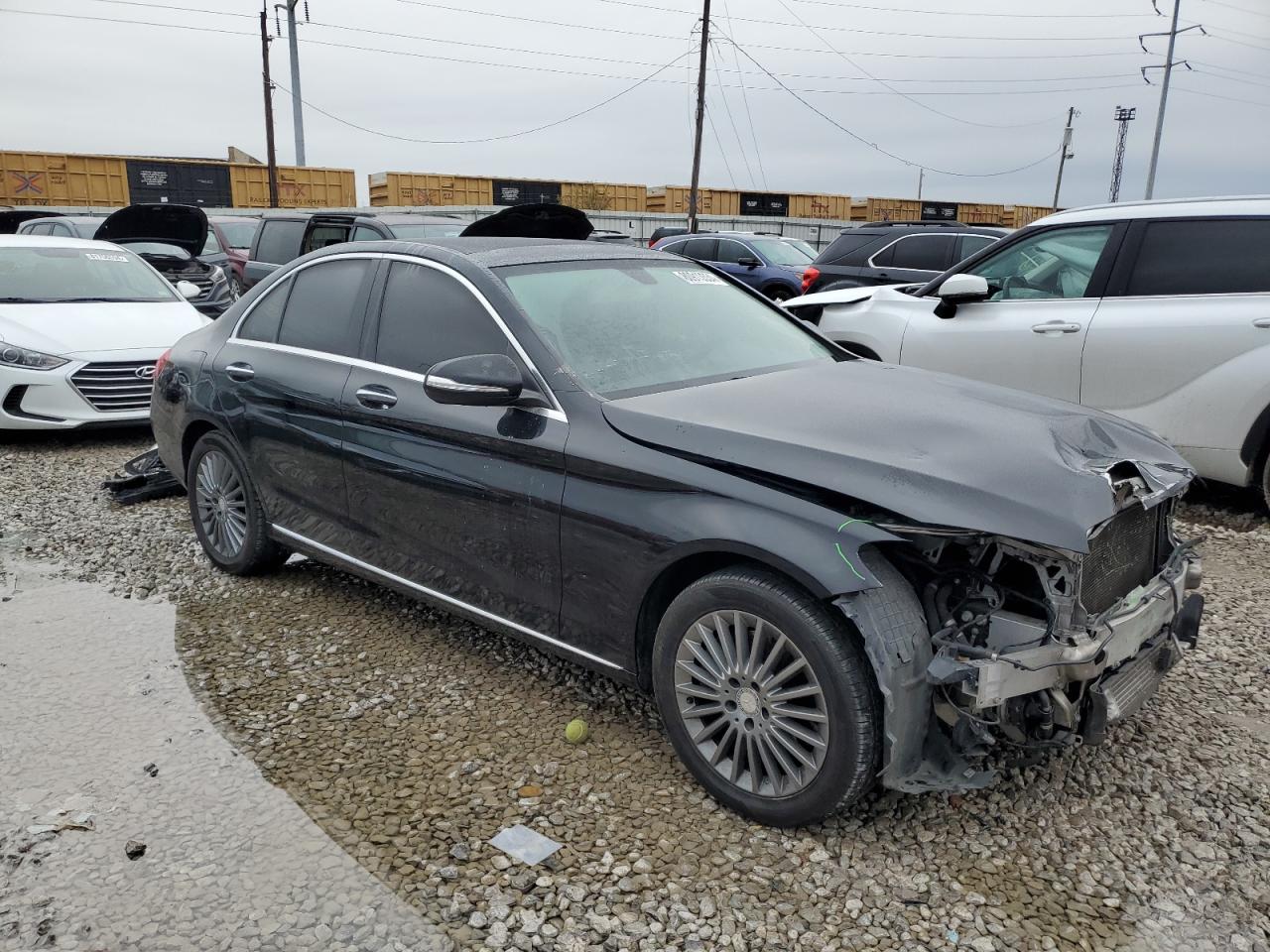 2015 Mercedes-Benz C-klasse VIN 55SWF4KB8FU033318 Copart auction photo, front end damage thumbnail 4