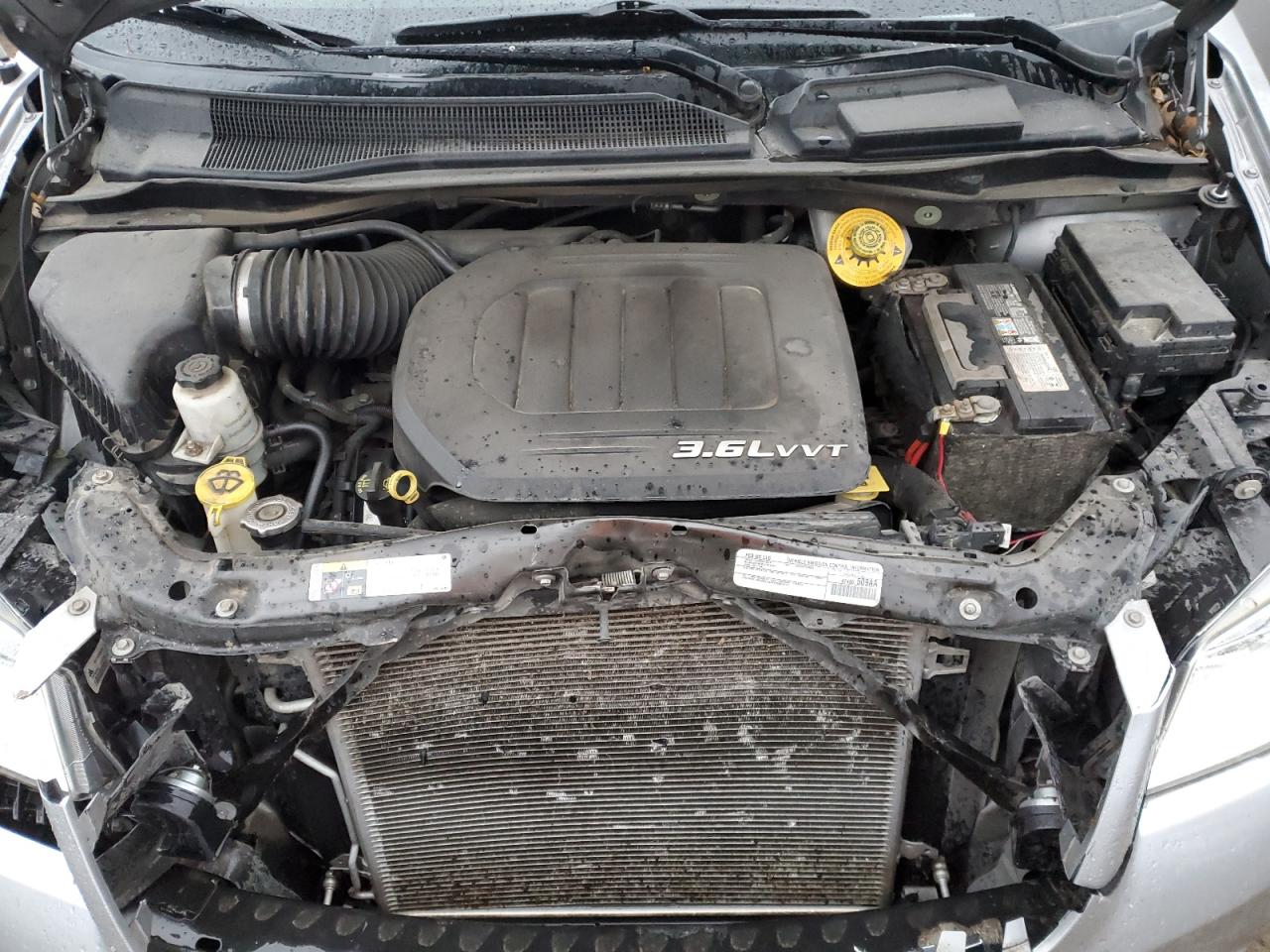 2016 Chrysler Town & Country VIN 2C4RC1CG2GR306372 Copart auction photo, front end damage thumbnail 12