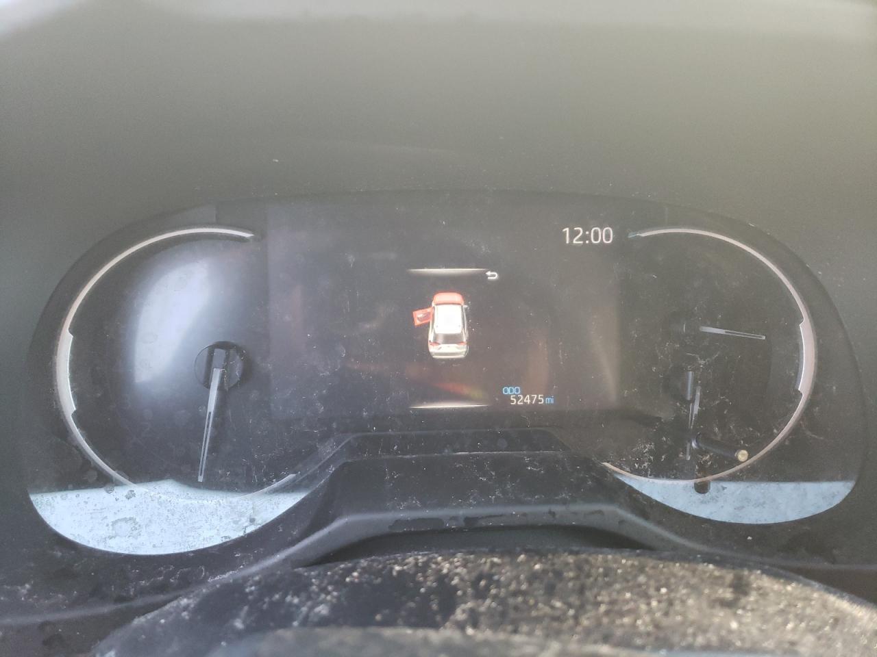 2022 Toyota RAV 4 VIN 2T3N1RFV9NW249023 Copart auction photo, water/flood / minor dent/scratches damage thumbnail 9