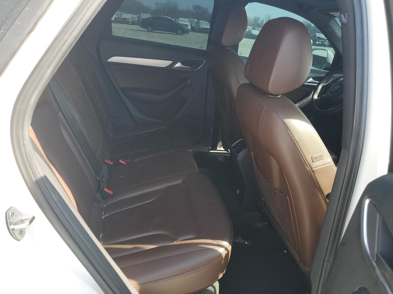 2018 Audi Q3 VIN WA1BCCFS4JR019586 Copart auction photo, rear end damage thumbnail 10