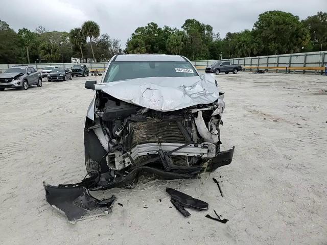 2019 Chevrolet Traverse VIN 1GNEVFKW6KJ139470 Copart auction photo, all over / minor dent/scratches damage thumbnail 11