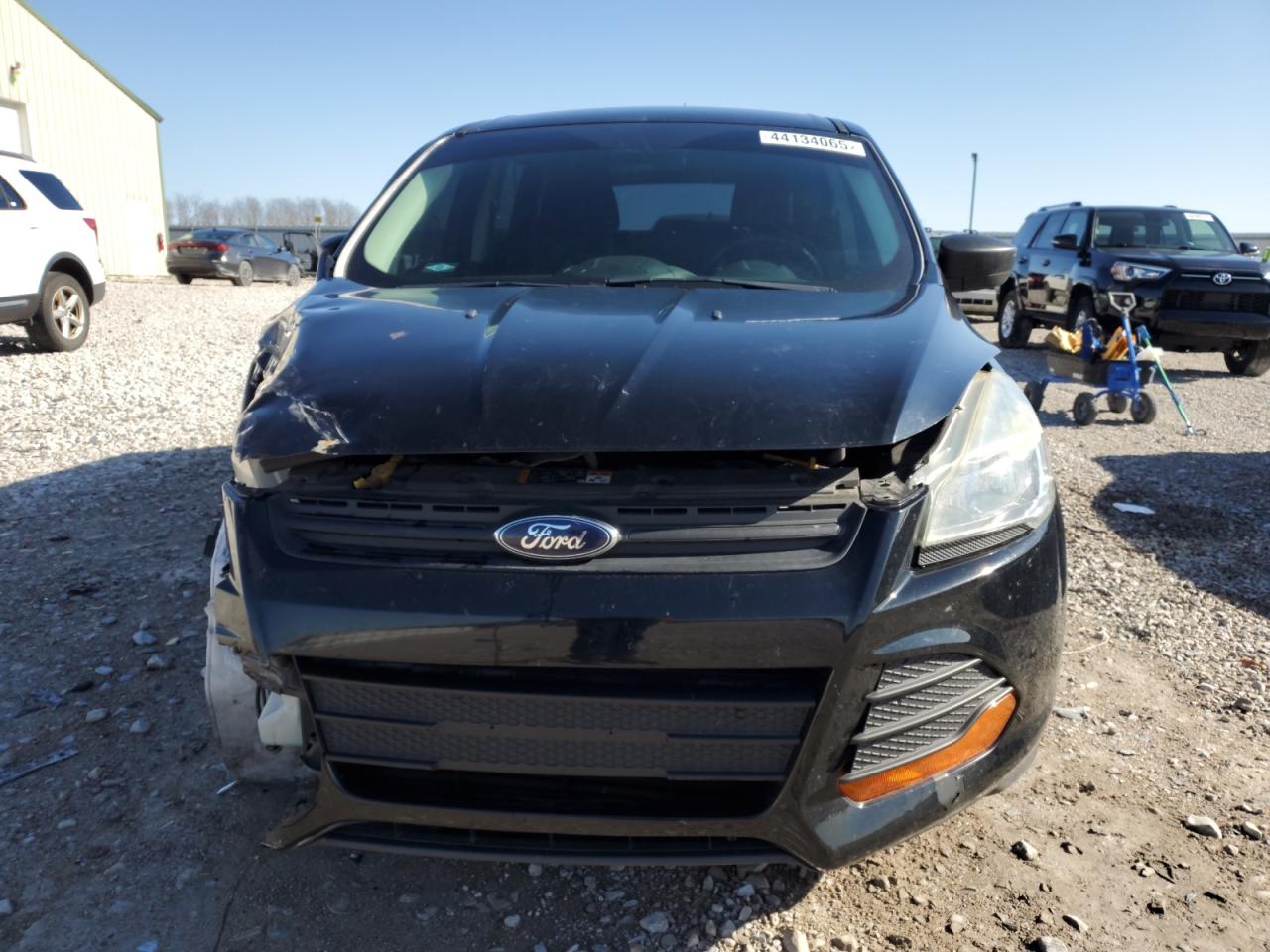 2016 Ford Escape VIN 1FMCU0F71GUB71103 Copart auction photo, front end / side damage thumbnail 5