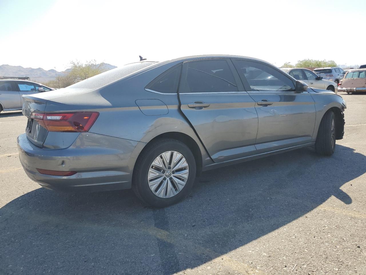 2019 Volkswagen Jetta VIN 3VWC57BUXKM073719 Copart auction photo, front end damage thumbnail 3