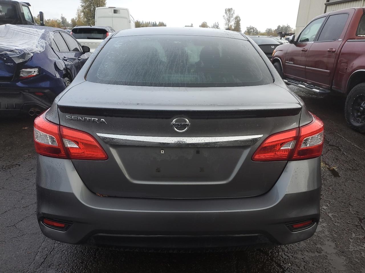 2018 Nissan Sentra VIN 3N1AB7AP1JY330856 Copart auction photo, front end damage thumbnail 6