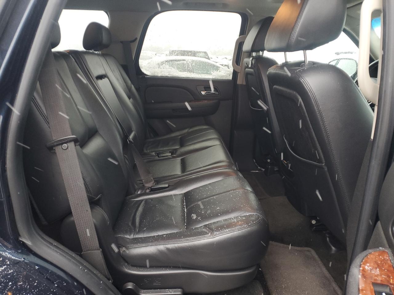 2008 Chevrolet Tahoe VIN 1GNFK13048J110097 Copart auction photo, side / minor dent/scratches damage thumbnail 11