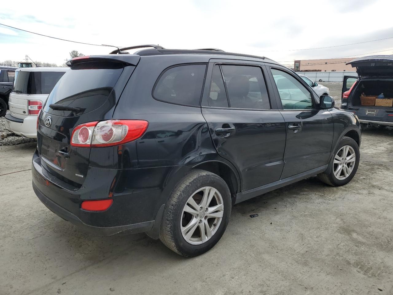 2012 Hyundai Santa Fe VIN 5XYZHDAG5CG096466 Copart auction photo, side damage thumbnail 3