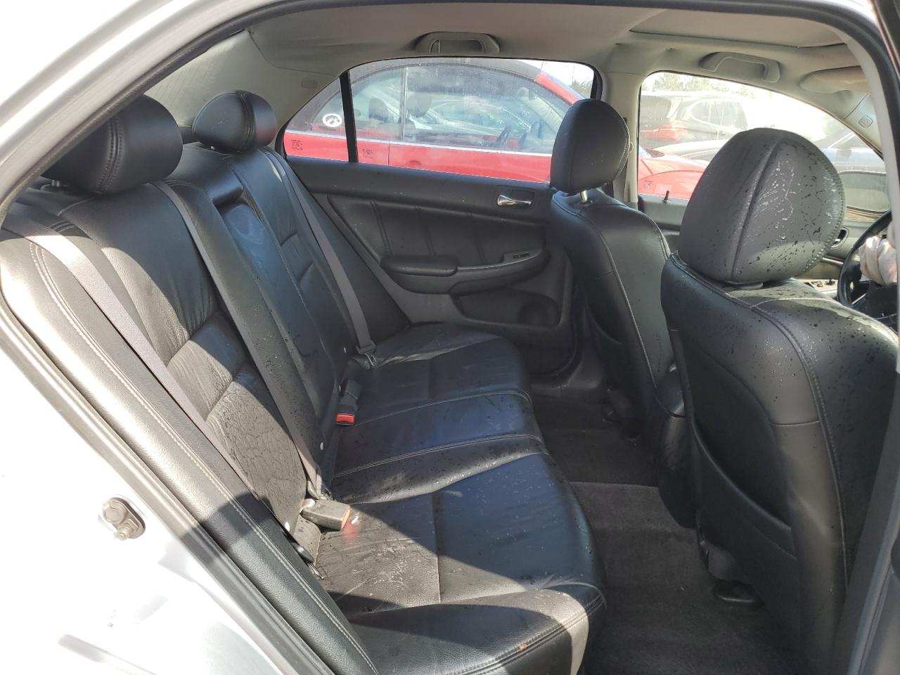 2005 Honda Accord VIN 1HGCM66545A069963 Copart auction photo, front end damage thumbnail 10