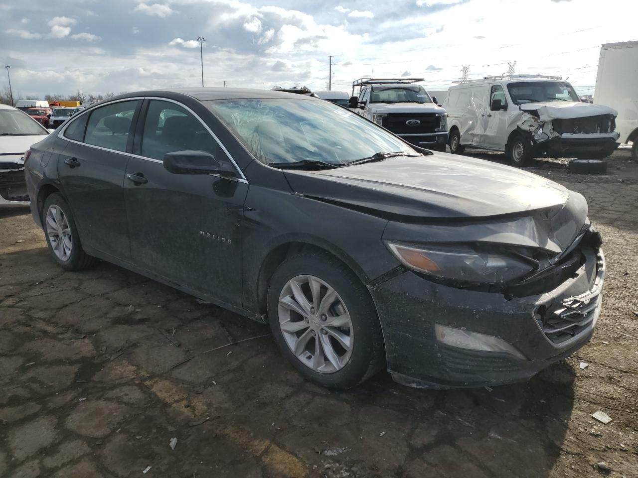 2019 Chevrolet Malibu VIN 1G1ZD5ST1KF220546 Copart auction photo, front end damage thumbnail 4