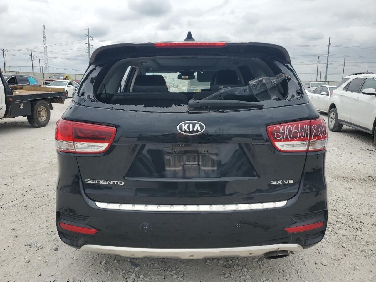 2018 KIA Sorento VIN 5XYPK4A58JG380064 Copart auction photo, front end / hail damage thumbnail 6