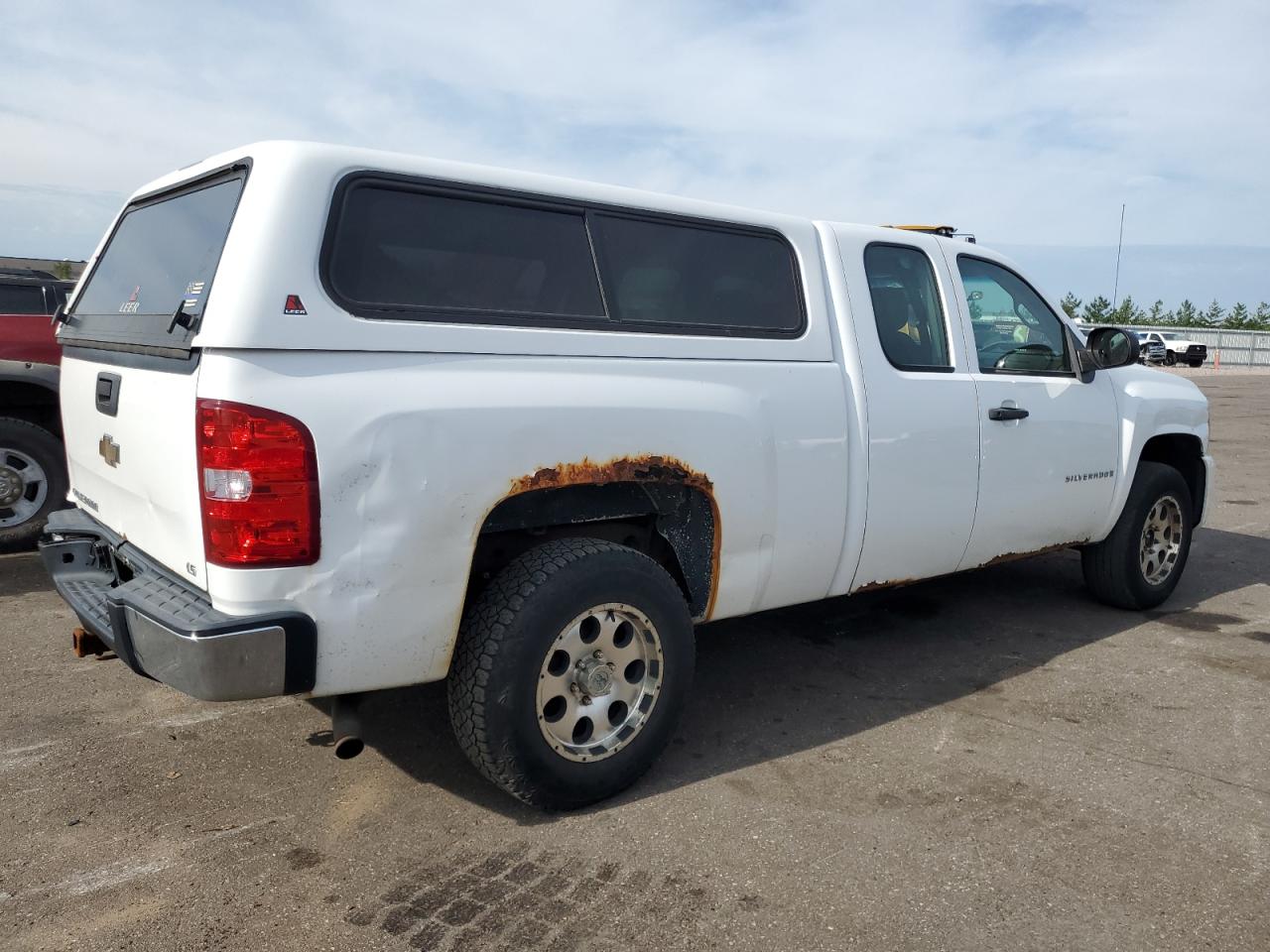 2009 Chevrolet Silverado VIN 1GCEK19C39Z132357 Copart auction photo, all over damage thumbnail 3