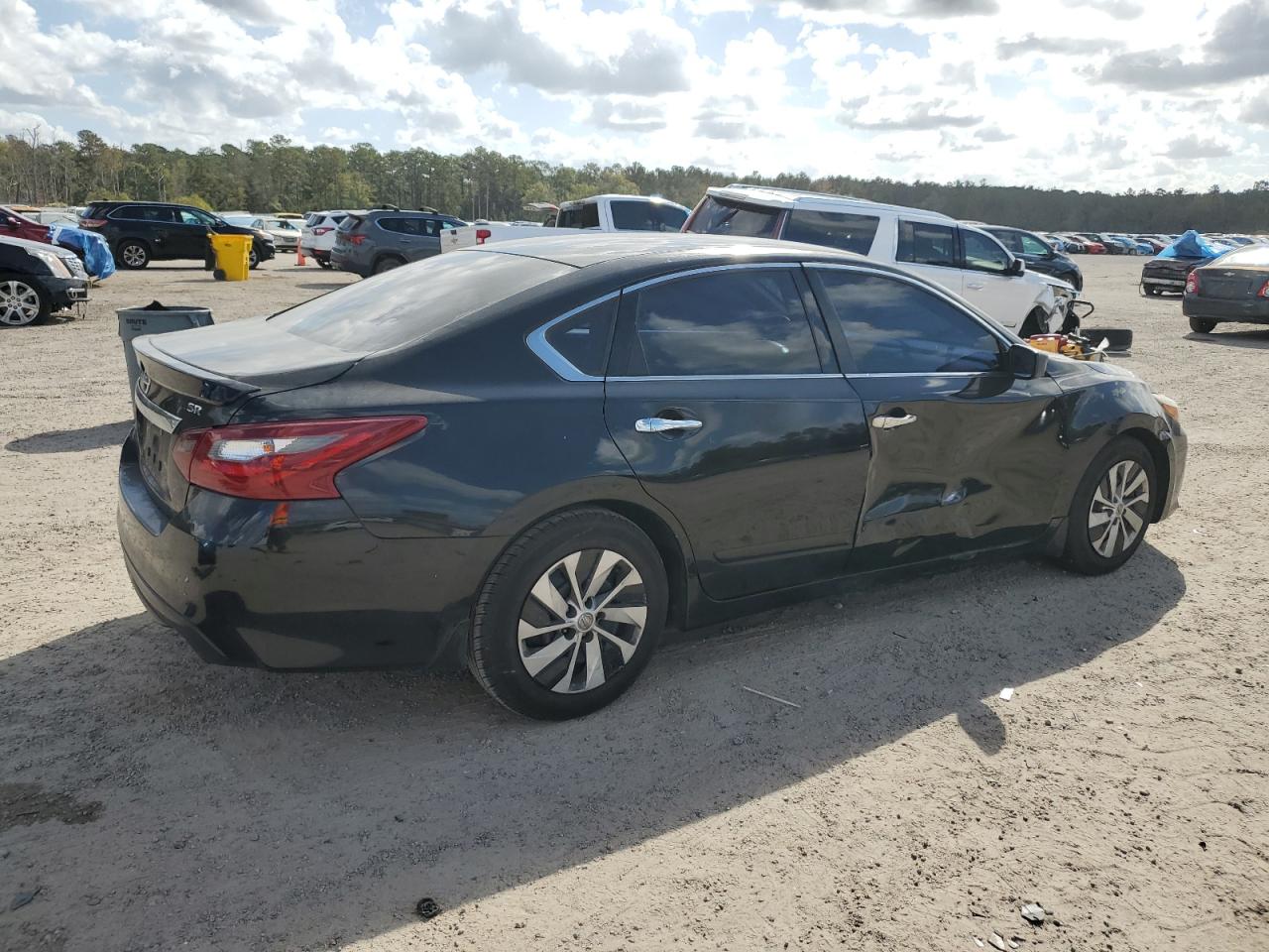 2017 Nissan Altima VIN 1N4AL3AP4HC148709 Copart auction photo, all over damage thumbnail 3