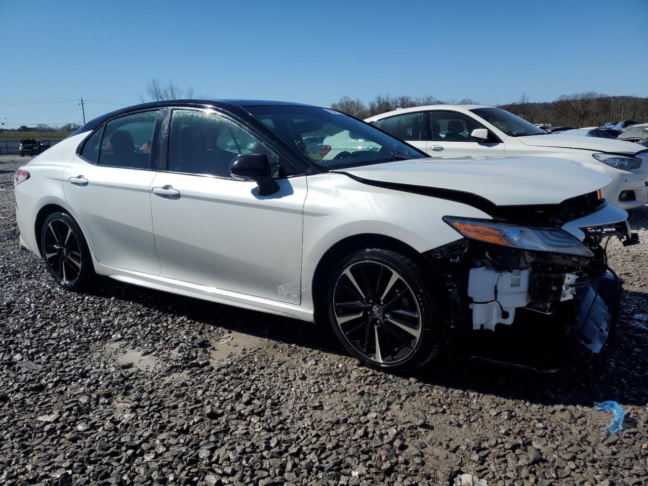 2018 Toyota Camry VIN 4T1B61HK8JU007920 Copart auction photo, front end damage thumbnail 4