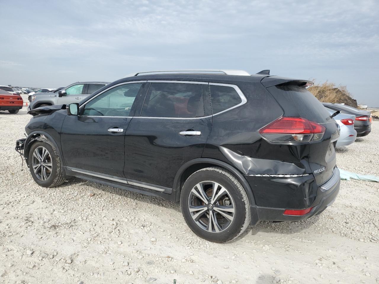 2017 Nissan Rogue VIN 5N1AT2MT6HC872667 Copart auction photo, front end / rear end damage thumbnail 2