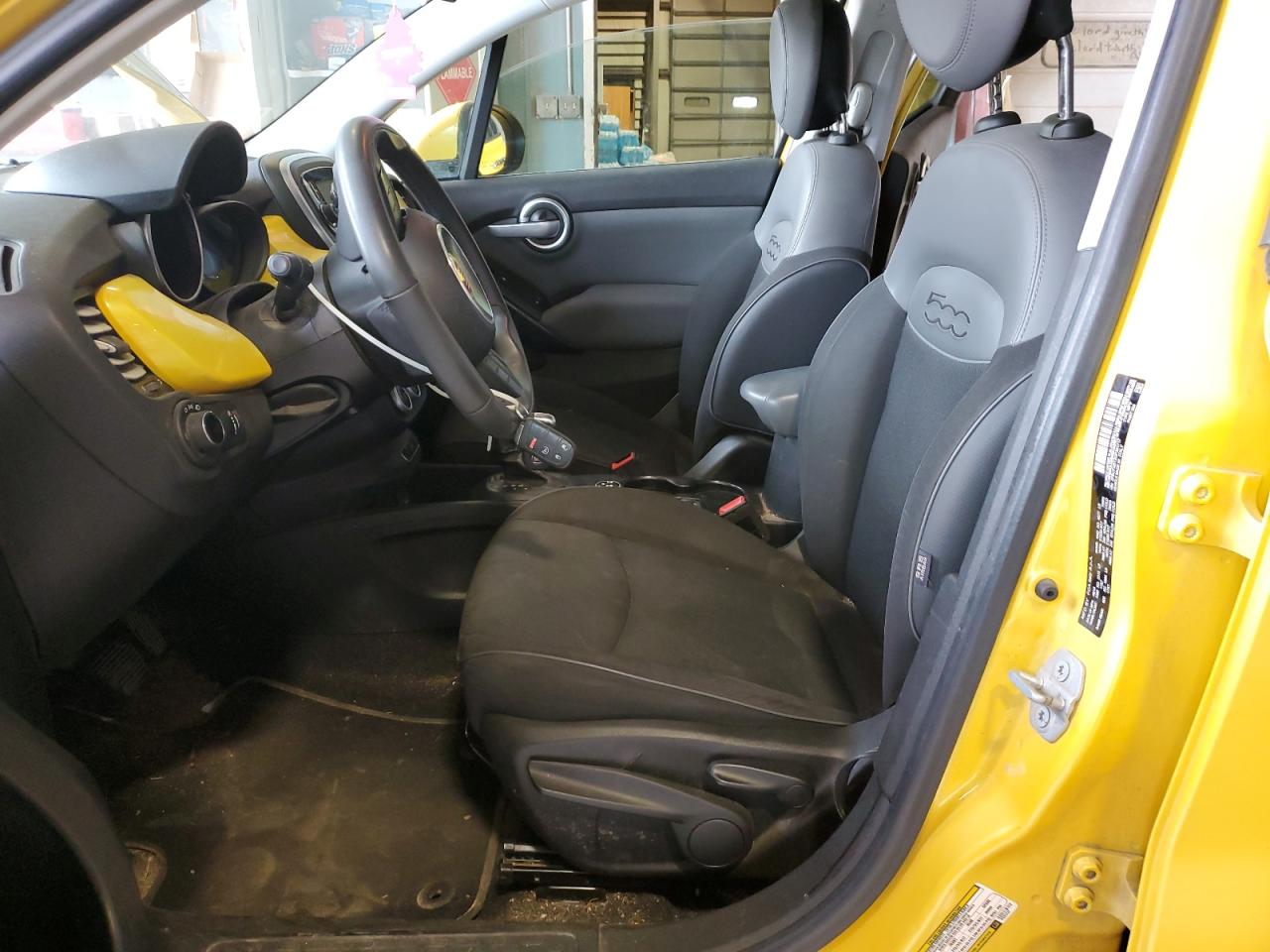 2016 Fiat 500 VIN ZFBCFXBT2GP391717 Copart auction photo, rear end / minor dent/scratches damage thumbnail 7
