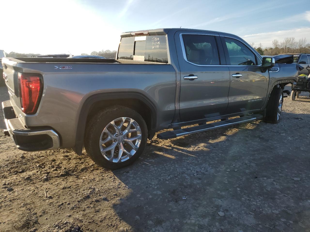 2020 GMC Sierra VIN 3GTU9DED0LG135313 Copart auction photo, front end damage thumbnail 3