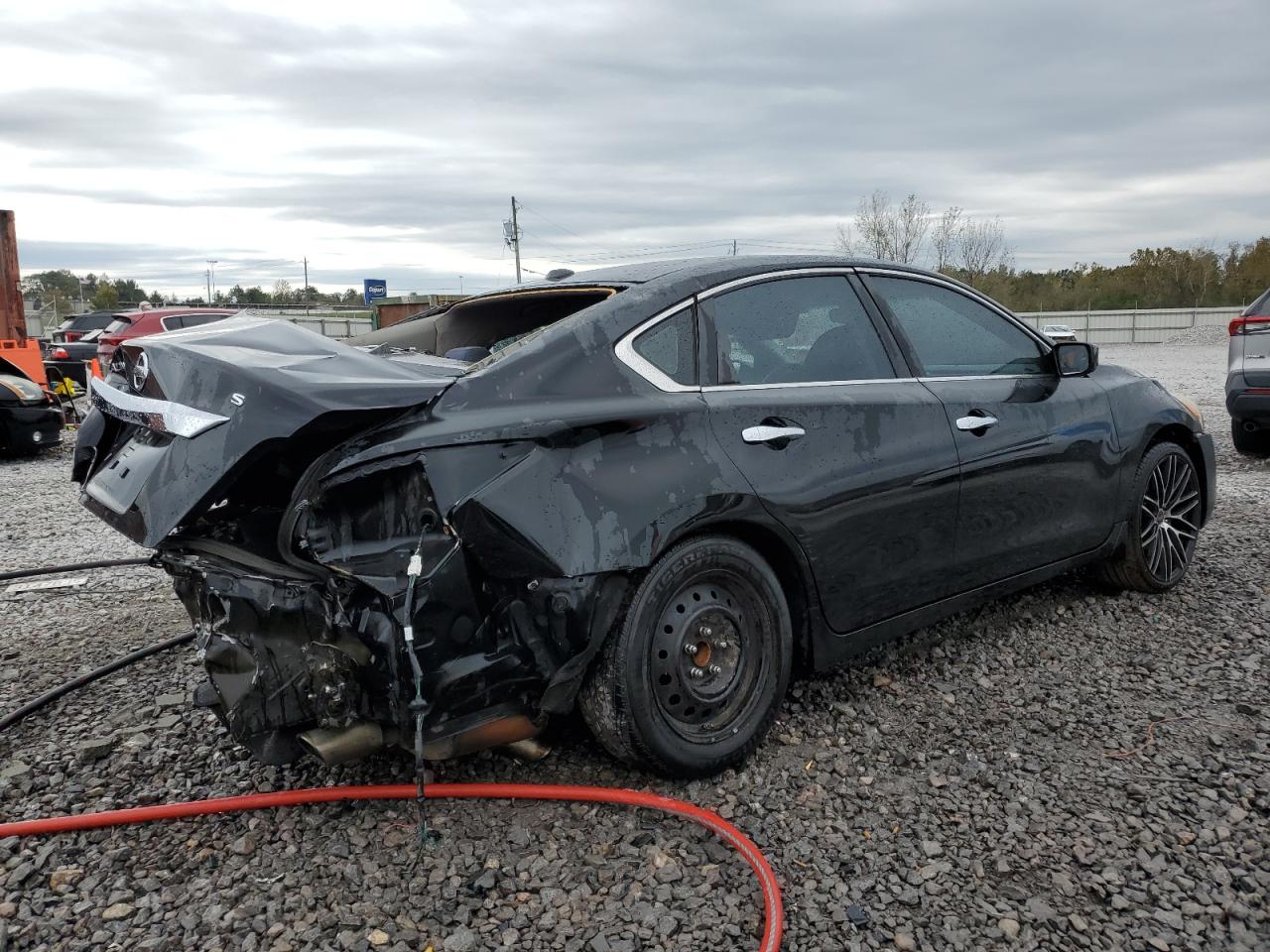 2015 Nissan Altima VIN 1N4AL3AP0FC165732 Copart auction photo, rear end damage thumbnail 3