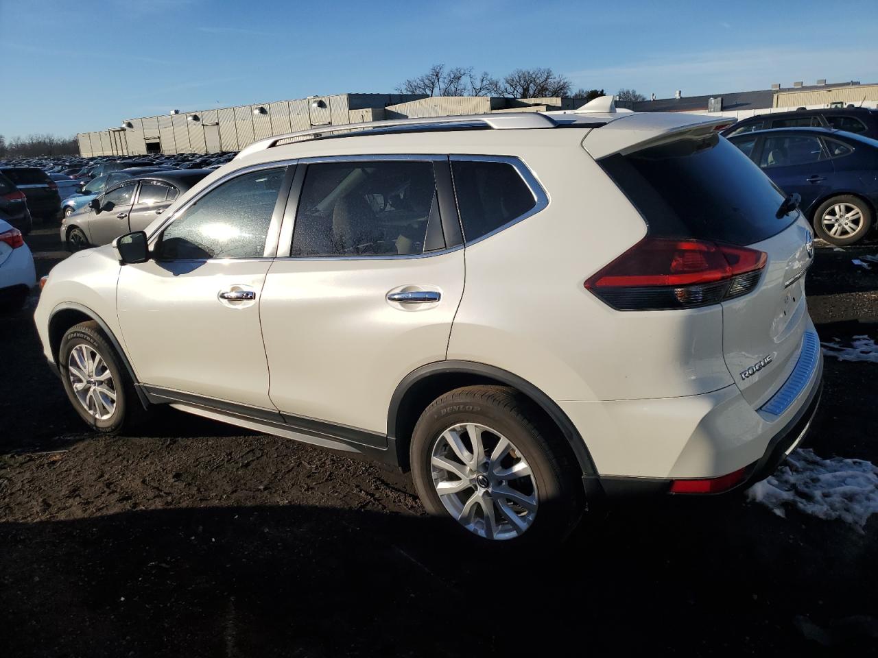 2018 Nissan Rogue VIN JN8AT2MV0JW352852 Copart auction photo, water/flood damage thumbnail 2