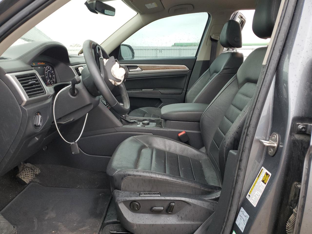 2019 Volkswagen Atlas VIN 1V2NR2CA9KC516224 Copart auction photo, front end / side damage thumbnail 7