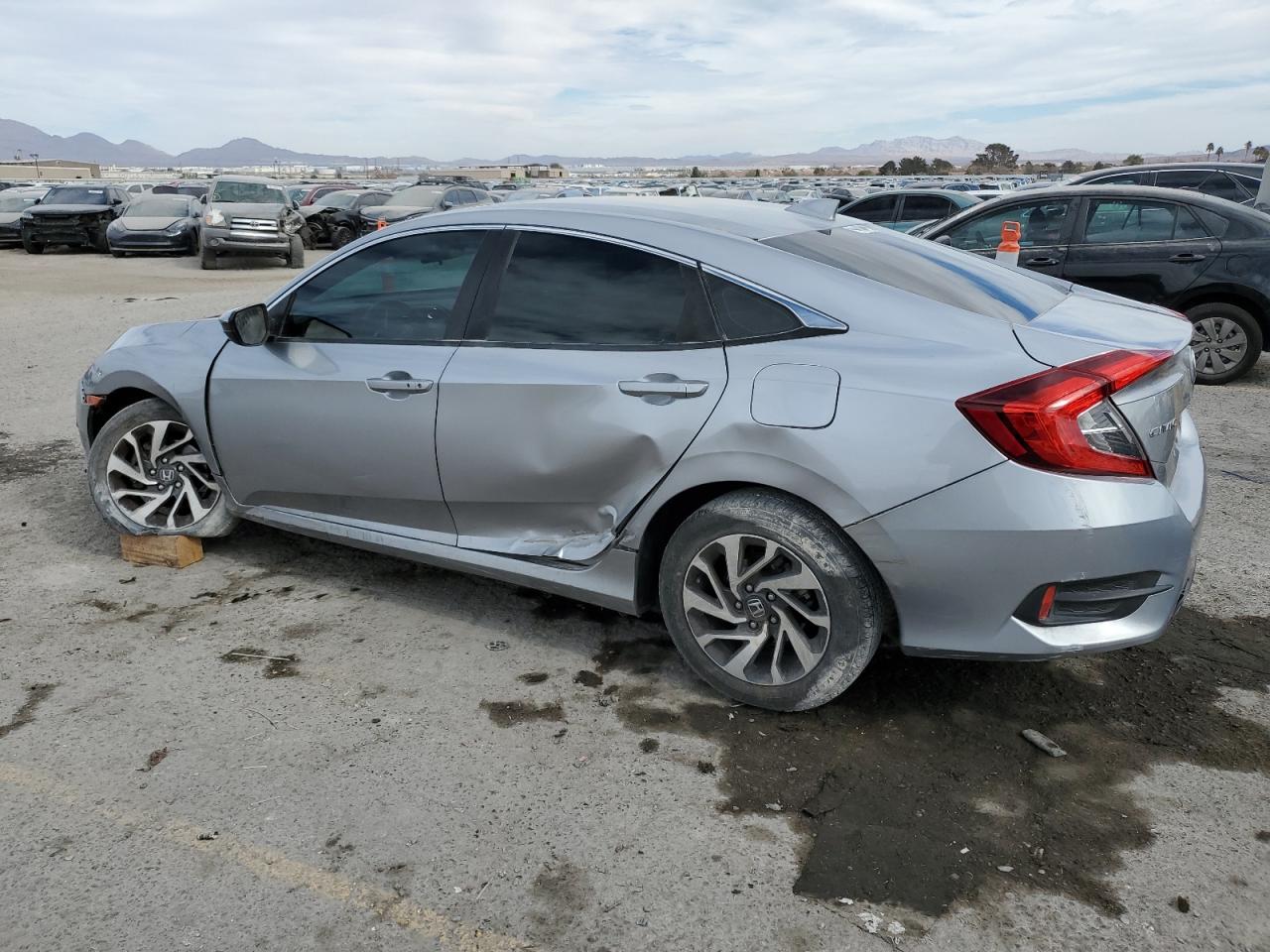 2017 Honda Civic VIN 19XFC2F76HE218481 Copart auction photo, front end / side damage thumbnail 2