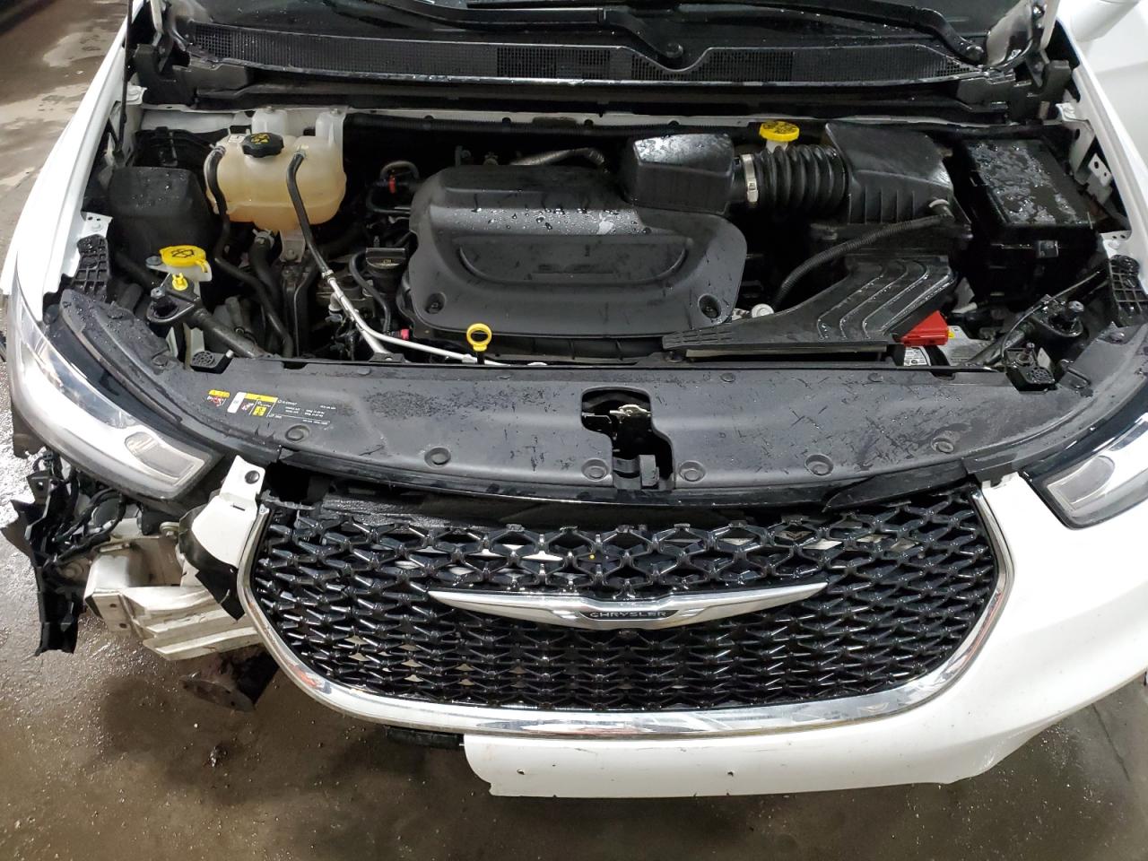 2022 Chrysler Pacifica VIN 2C4RC1BG5NR167966 Copart auction photo, front end damage thumbnail 13