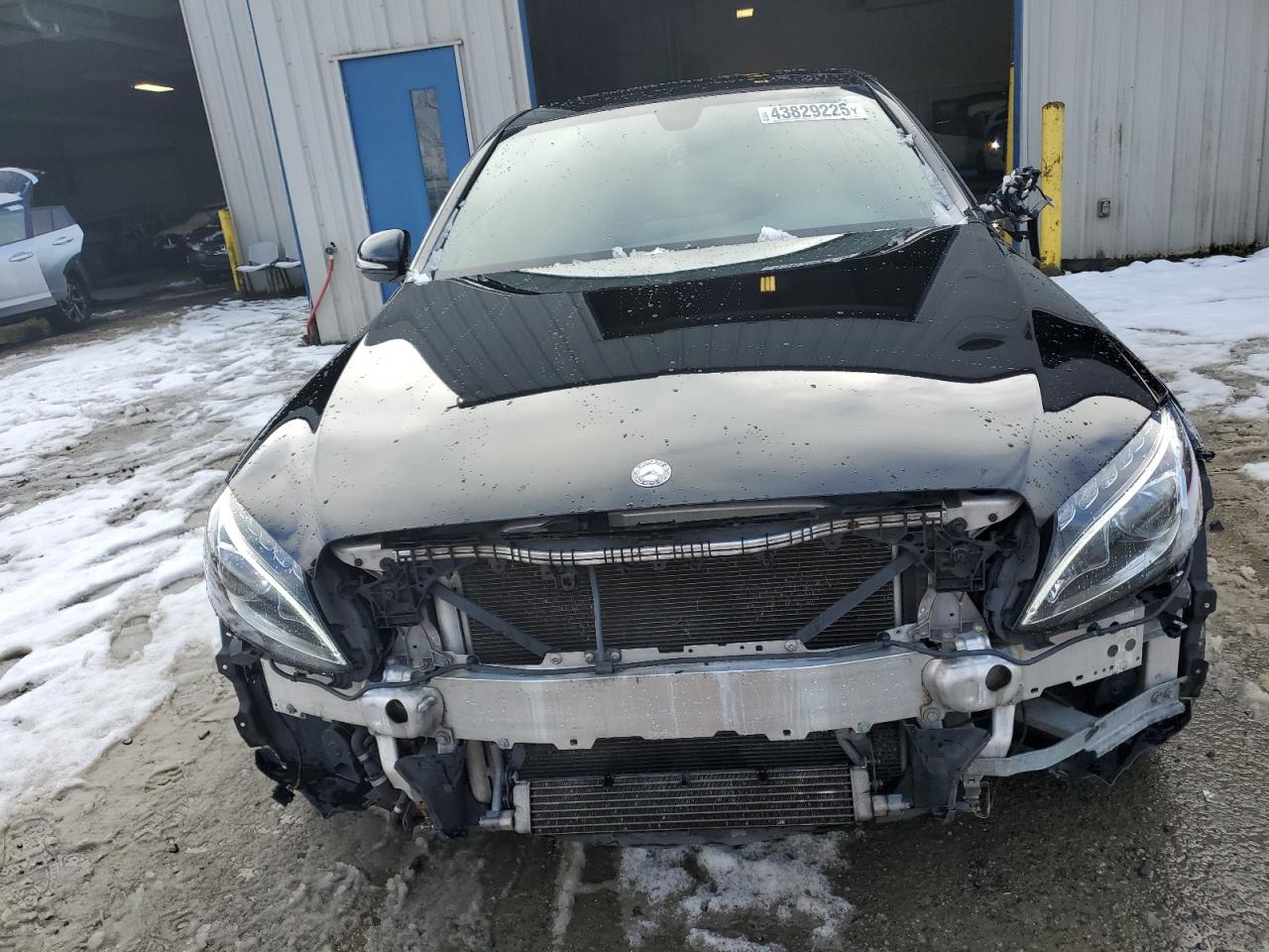 2015 Mercedes-Benz C-klasse VIN 55SWF4KB5FU002317 Copart auction photo, front end / side damage thumbnail 5