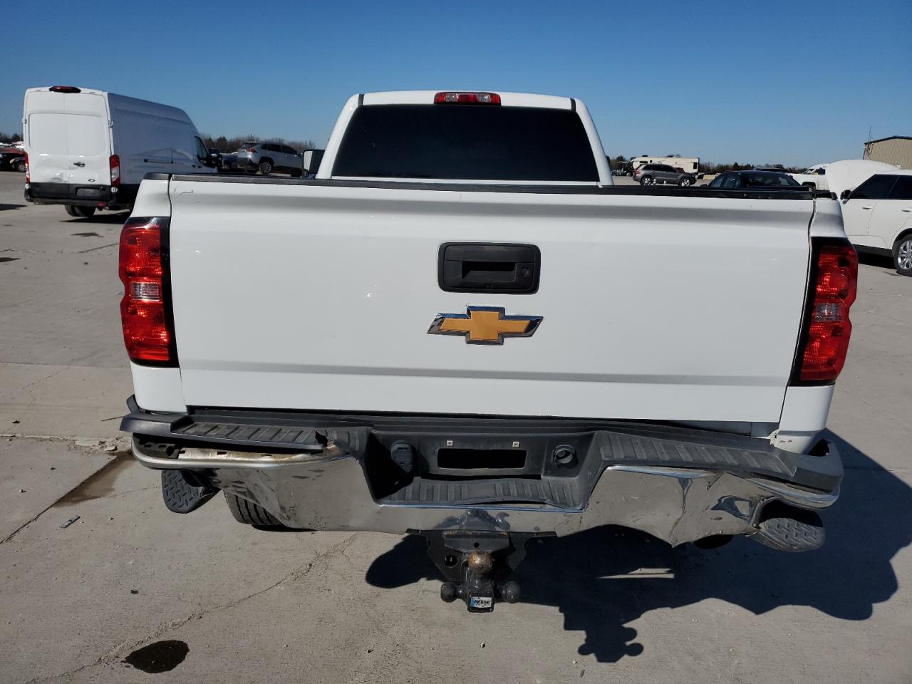 2019 Chevrolet Silverado VIN 1GC1CREG6KF192725 Copart auction photo, side / rear end damage thumbnail 6
