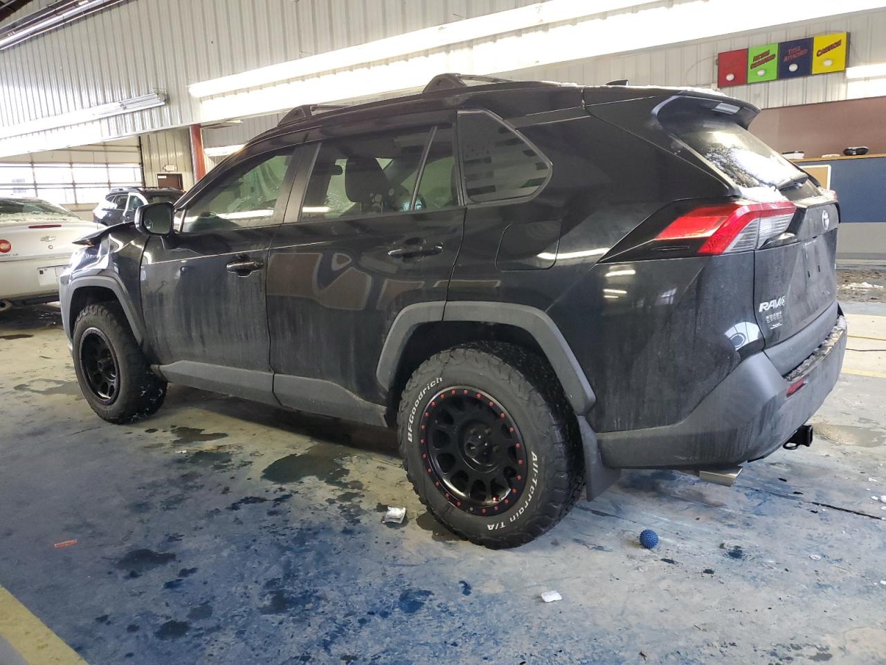 2020 Toyota RAV 4 VIN 2T3H1RFV4LW088218 Copart auction photo, all over damage thumbnail 2