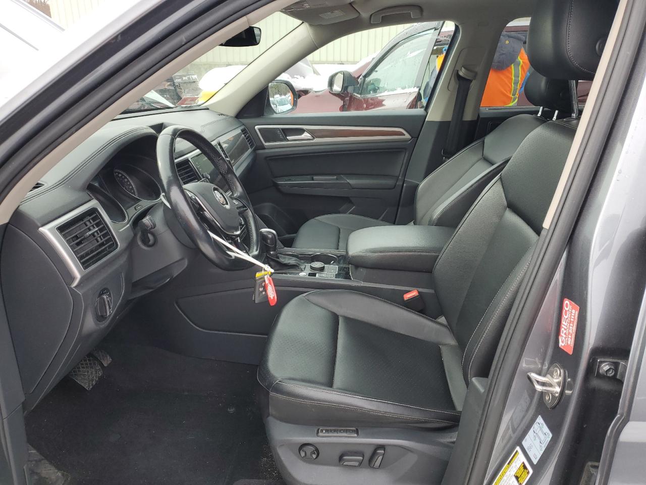 2018 Volkswagen Atlas VIN 1V2MR2CA3JC538424 Copart auction photo, front end / side damage thumbnail 7