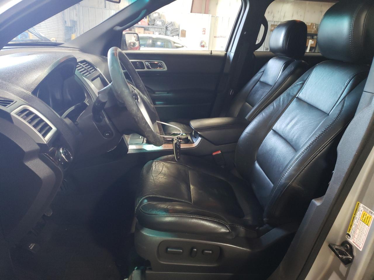 2013 Ford Explorer VIN 1FM5K8F8XDGA31163 Copart auction photo, undercarriage / hail damage thumbnail 7