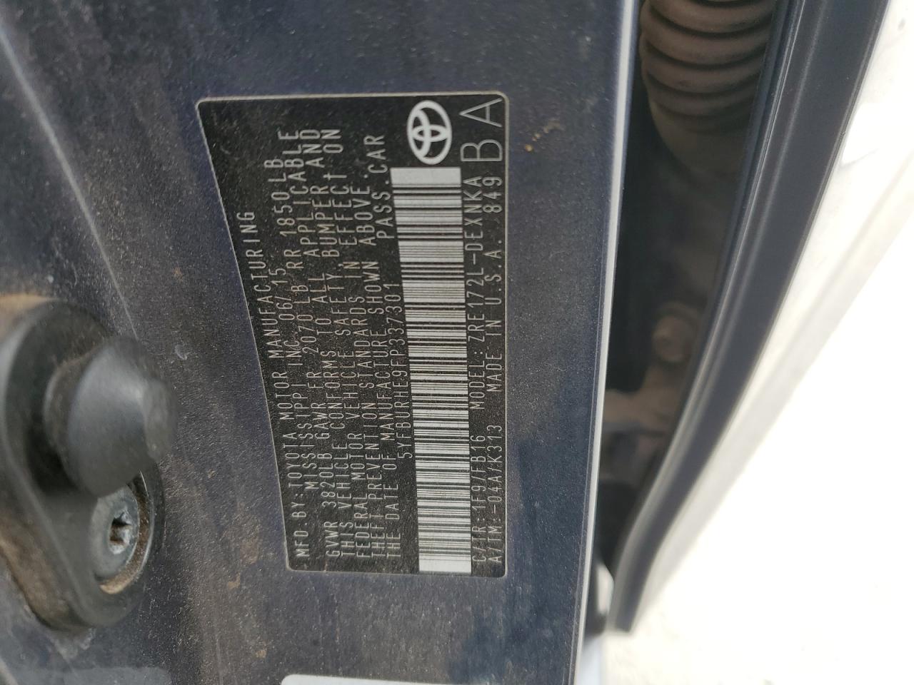 2015 Toyota Corolla VIN 5YFBURHE9FP337301 Copart auction photo, biohazard/chemical / all over damage thumbnail 12