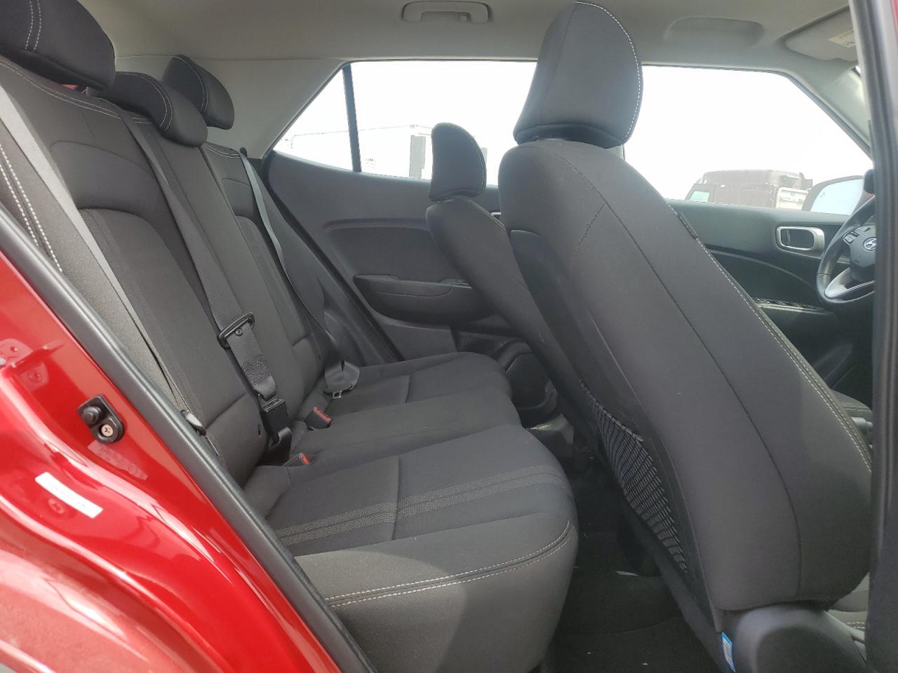 2021 Hyundai Venue VIN KMHRC8A38MU103022 Copart auction photo, rear end / minor dent/scratches damage thumbnail 11