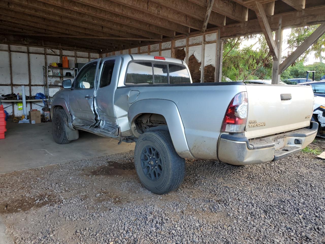 2011 Toyota Tacoma VIN 5TFUX4EN8BX008611 Copart auction photo, side damage thumbnail 2