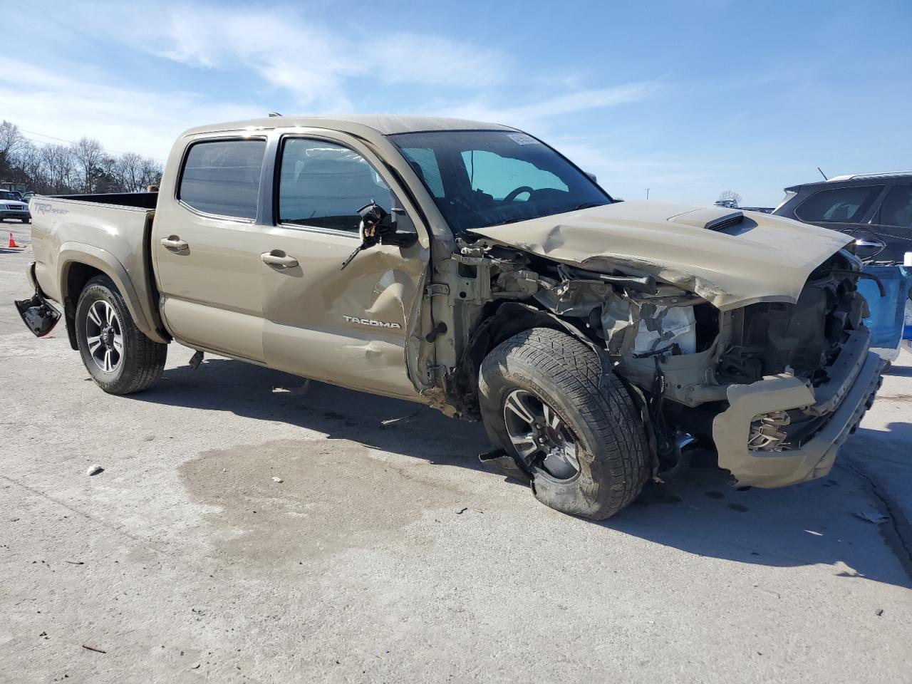 2016 Toyota Tacoma VIN 5TFAZ5CN5GX017909 Copart auction photo, front end / side damage thumbnail 4