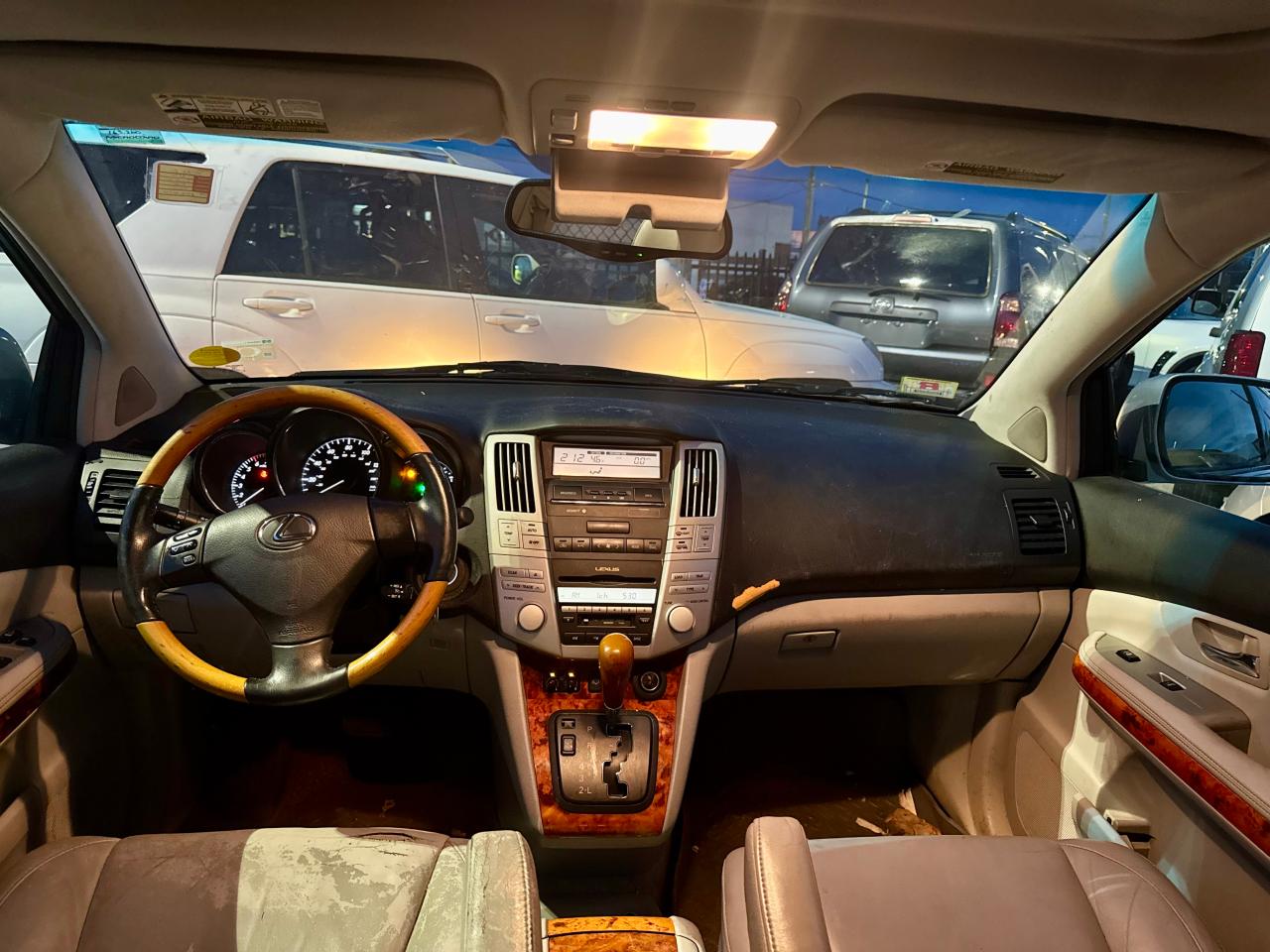 2009 Lexus RX VIN 2T2HK31U99C123195 Copart auction photo, normal wear damage thumbnail 9
