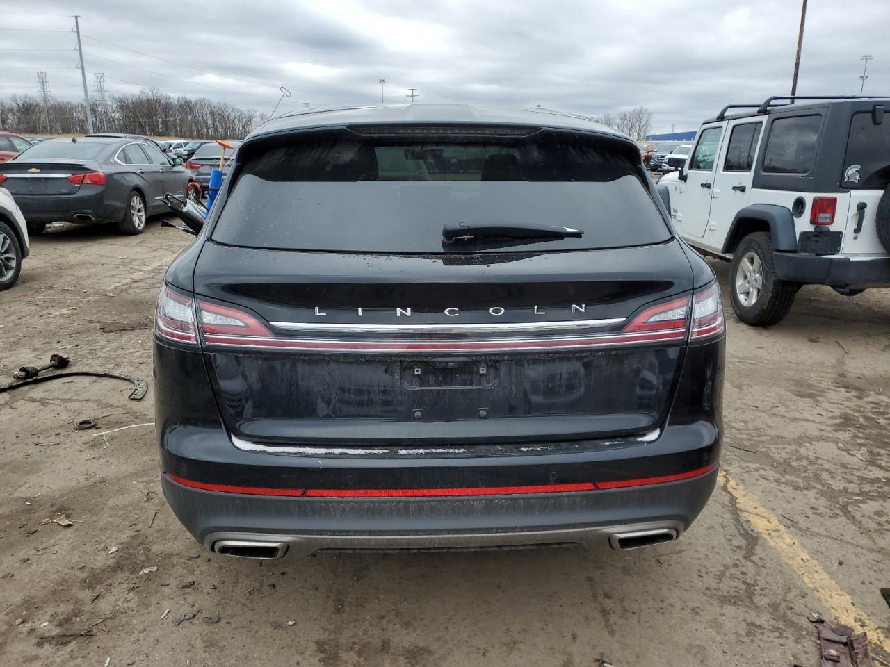 2021 Lincoln Nautilus VIN 2LMPJ8J95MBL08020 Copart auction photo, front end damage thumbnail 6