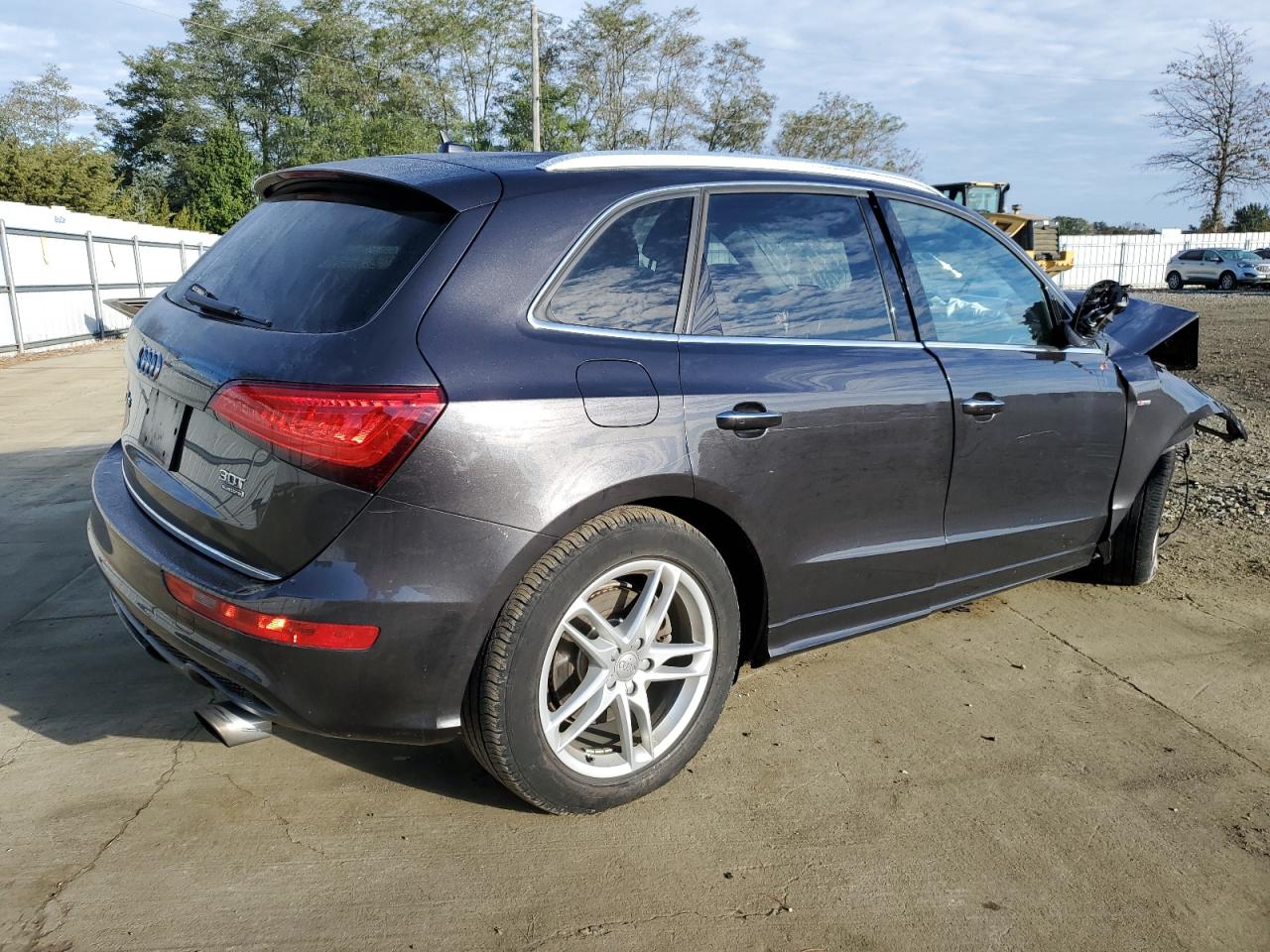 2016 Audi Q5 VIN WA1D7AFP5GA083589 Copart auction photo, biohazard/chemical / front end damage thumbnail 3