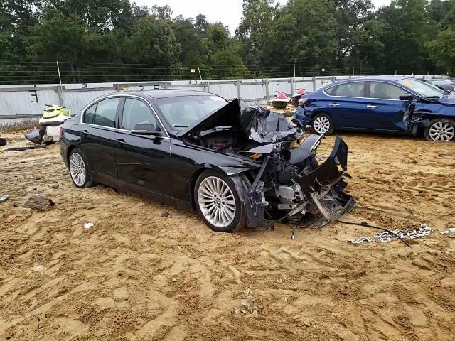 2013 BMW 3er VIN WBA3B5C52DF597793 Copart auction photo, front end / minor dent/scratches damage thumbnail 11