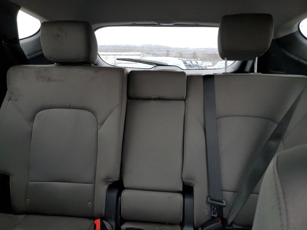 2018 Hyundai Santa Fe VIN 5NMZU3LB8JH103825 Copart auction photo, rear end damage thumbnail 10