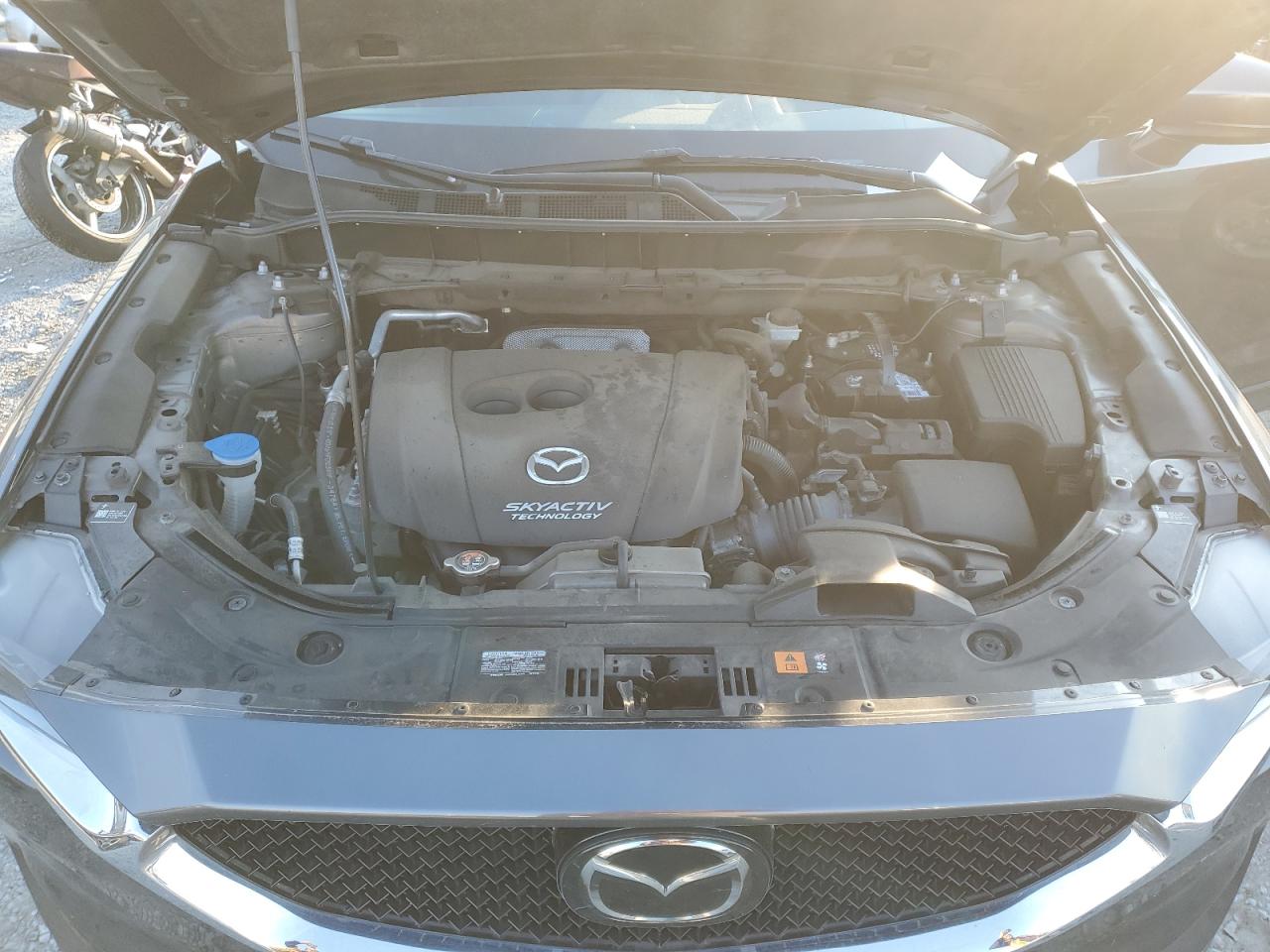 2017 Mazda CX-5 VIN JM3KFBDL5H0146209 Copart auction photo, rear end / minor dent/scratches damage thumbnail 12