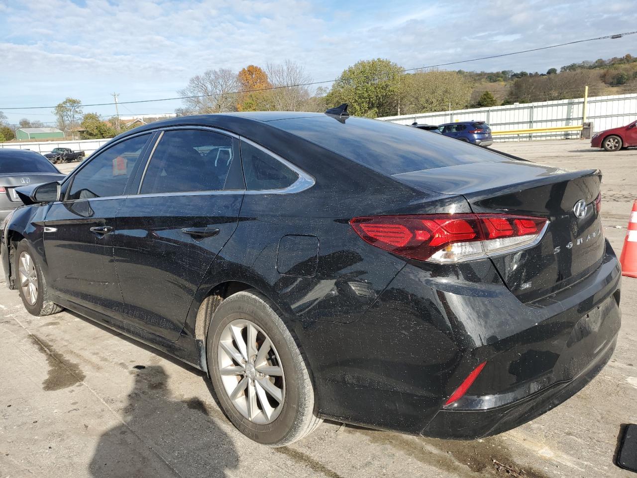 2019 Hyundai Sonata VIN 5NPE24AF7KH757705 Copart auction photo, front end damage thumbnail 2