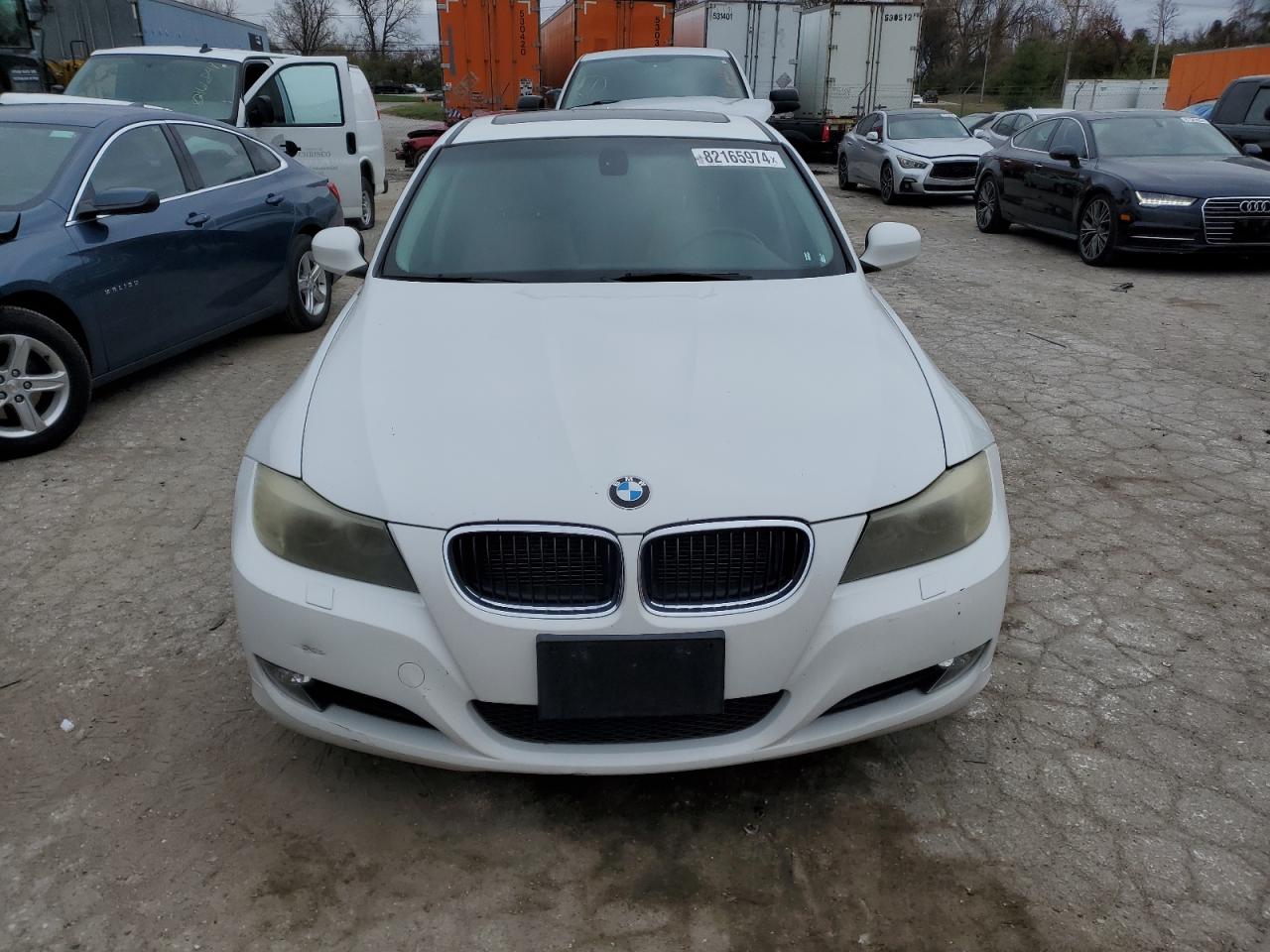 2011 BMW 3er VIN WBAPK7C56BF085352 Copart auction photo, hail / rear end damage thumbnail 5