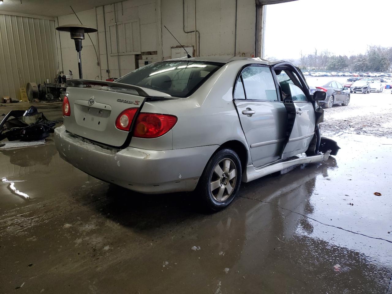 2003 Toyota Corolla VIN 1NXBR32E73Z034941 Copart auction photo, front end / all over damage thumbnail 3
