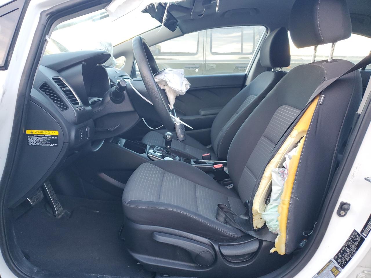 2017 KIA Forte VIN 3KPFL4A7XHE108147 Copart auction photo, front end / side damage thumbnail 7