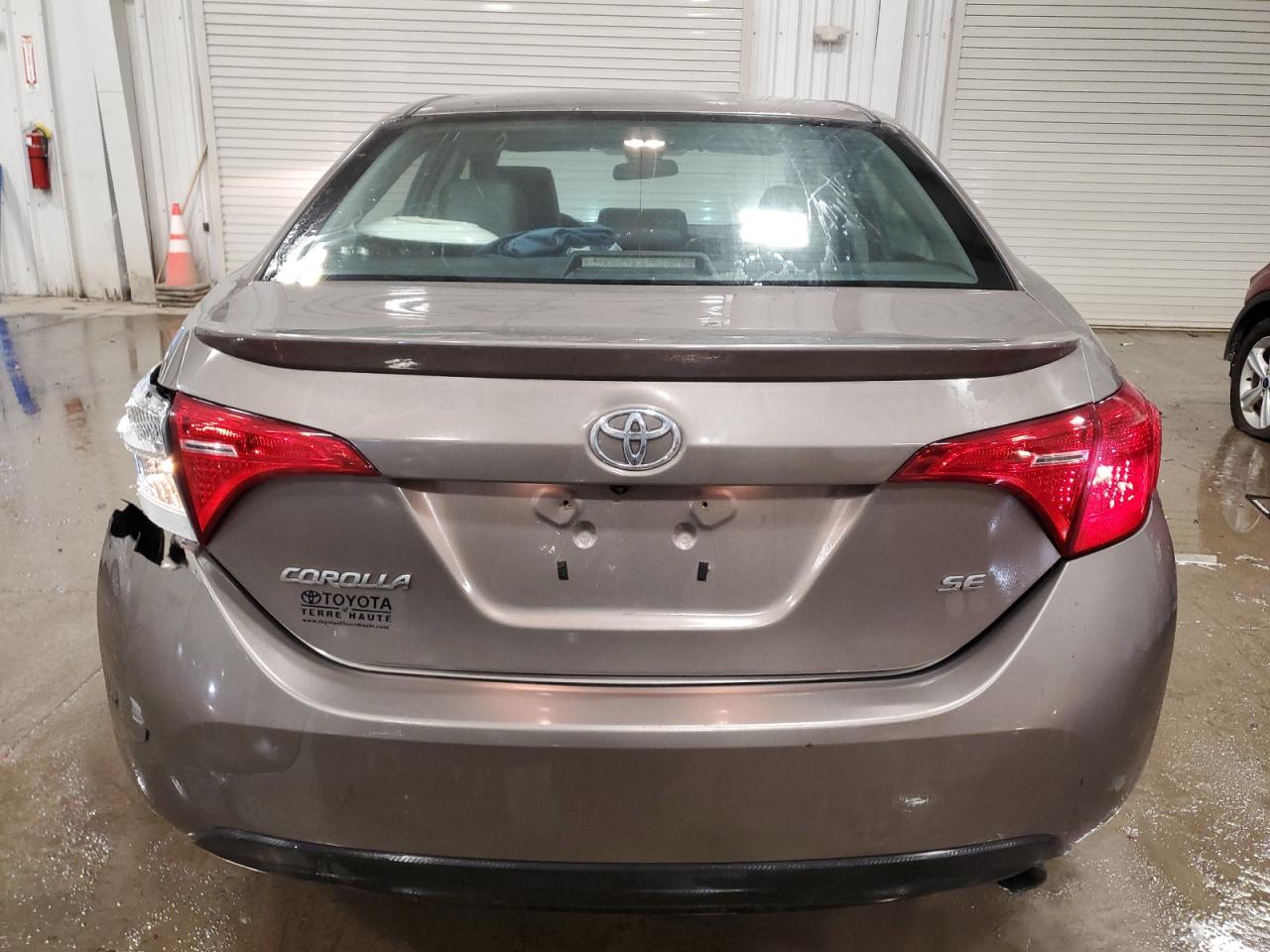 2018 Toyota Corolla VIN 2T1BURHE3JC117743 Copart auction photo, rear end / side damage thumbnail 6